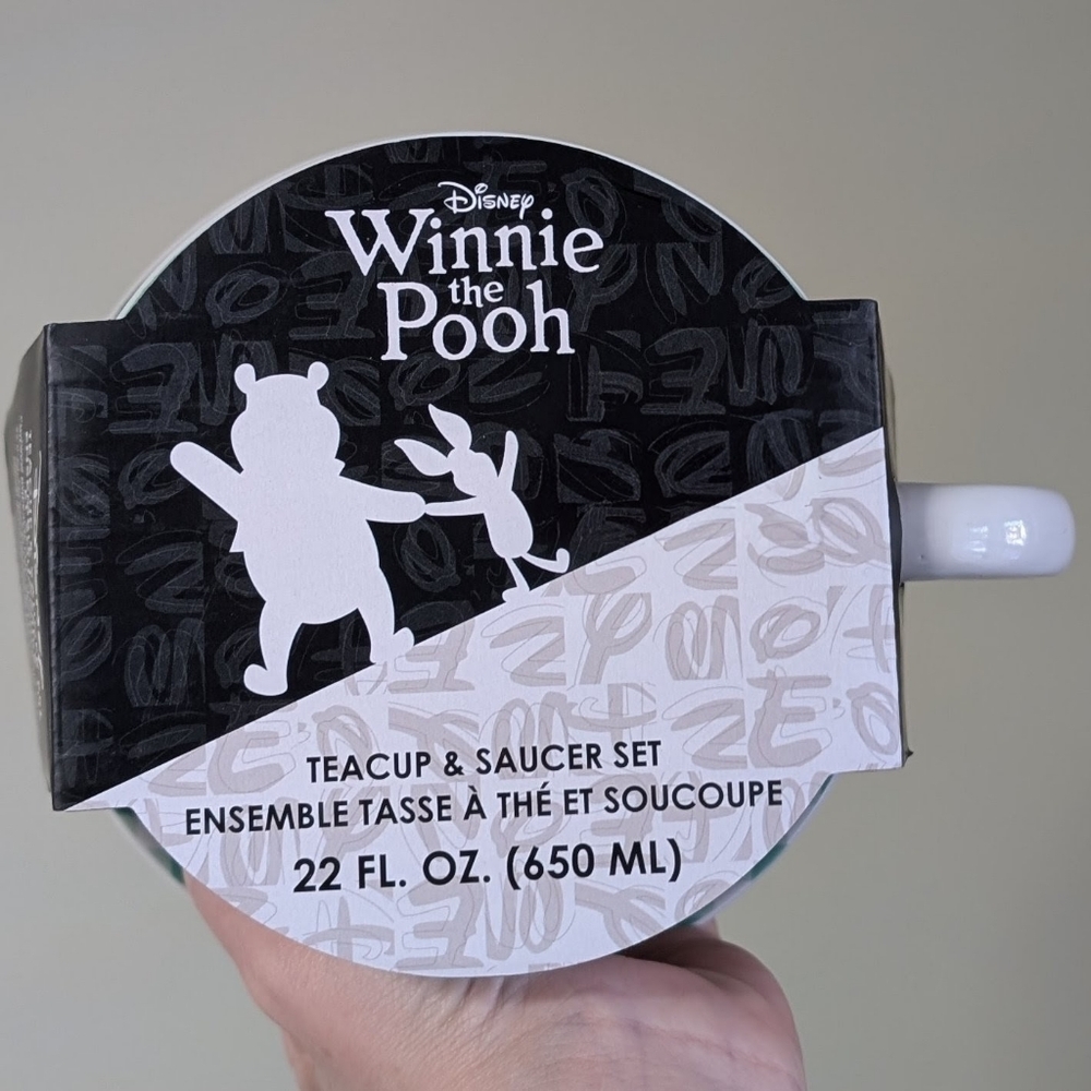 ❌SOLD❌Disney Winnie the Pooh A LOVELY DAY Oversized Mug and Saucer Set 🌼 - Picture 3 of 8